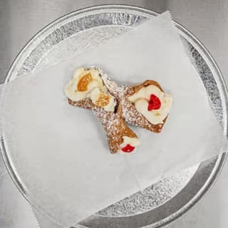 Large Cannoli